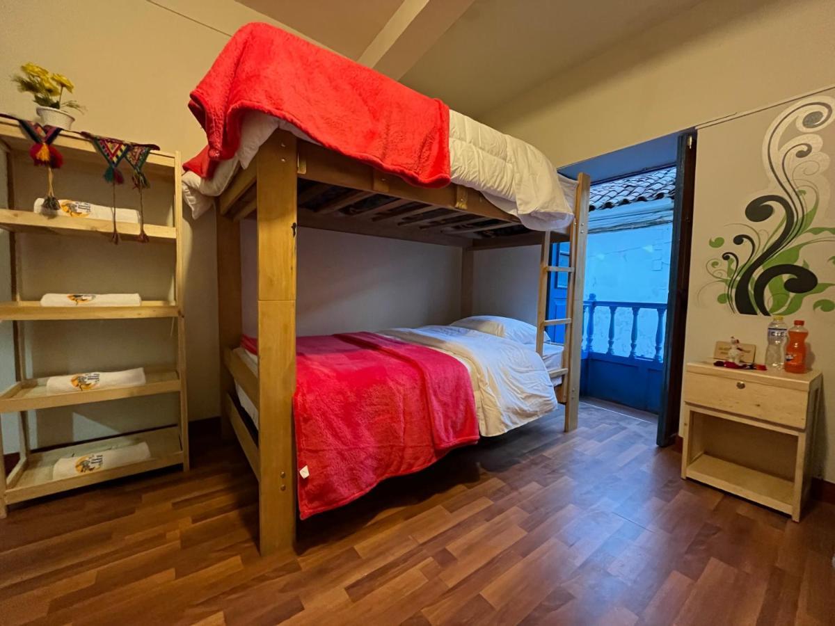 The Sleepy Mouse Hostel กุสโก ภายนอก รูปภาพ