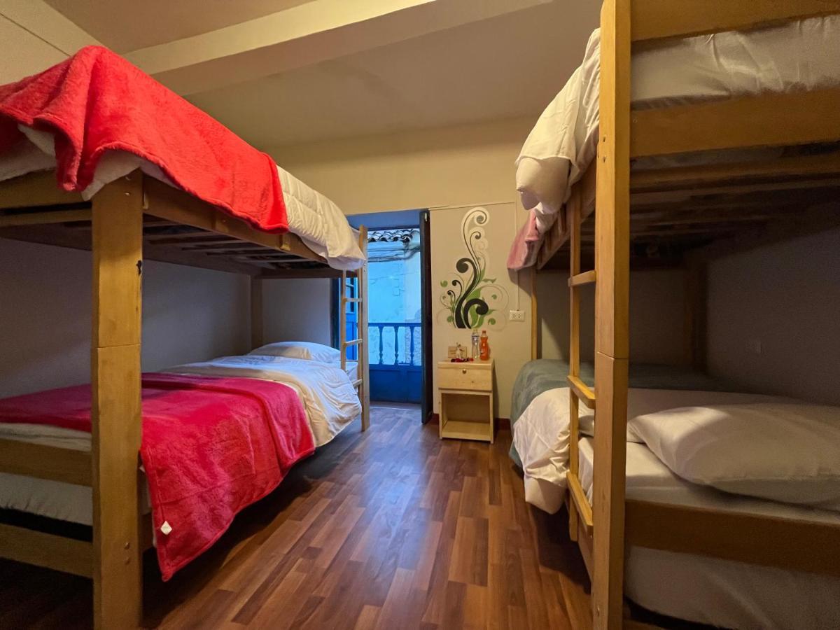 The Sleepy Mouse Hostel กุสโก ภายนอก รูปภาพ